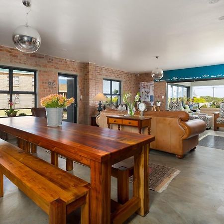 Stay At Friends Economic Rooms Malkopvlei Extérieur photo