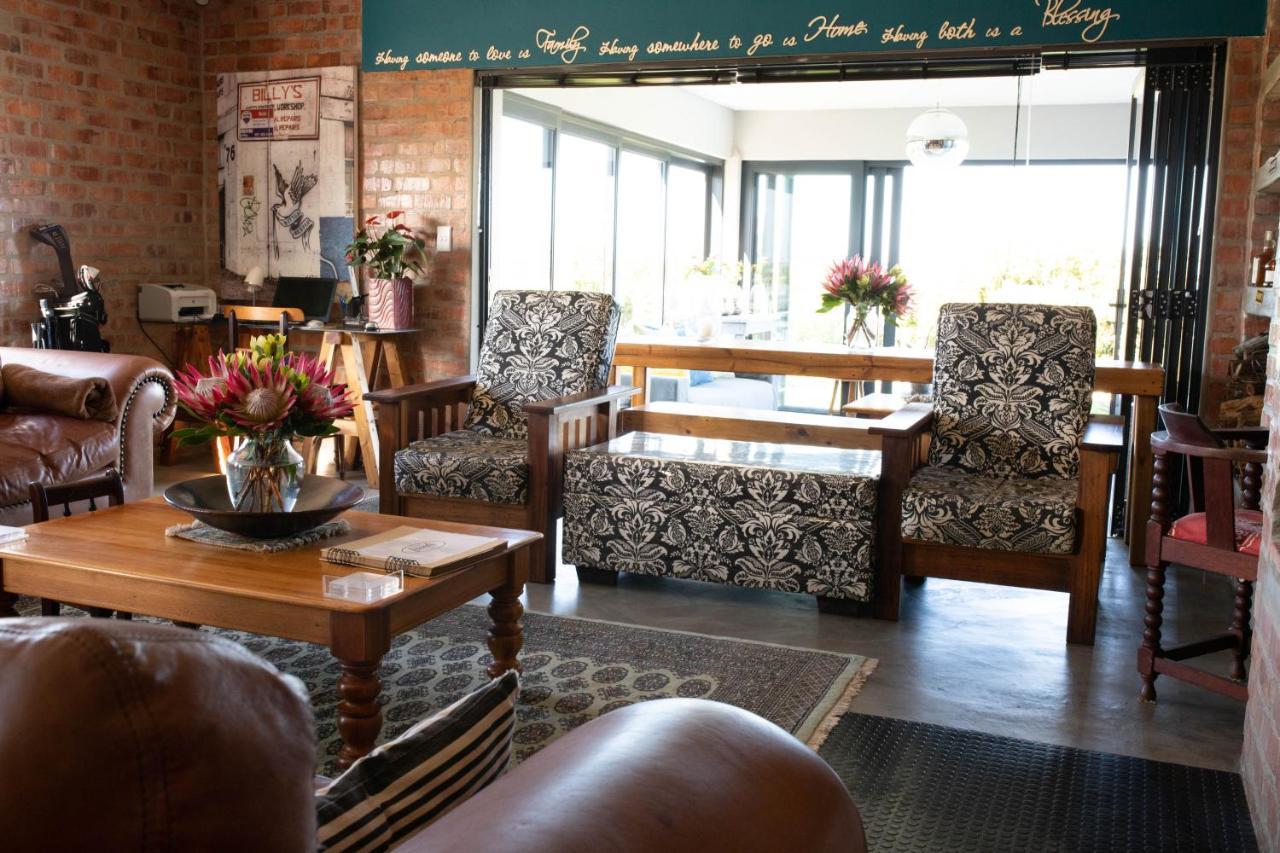 Stay At Friends Economic Rooms Malkopvlei Extérieur photo